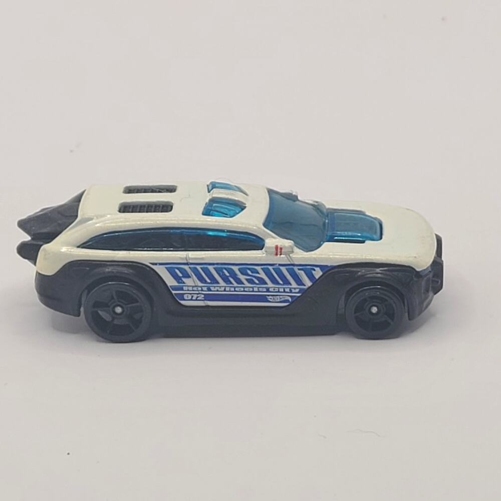 2012 Hot Wheels "HW Pursuit" HW City Series #45/250 1:64 | Loose | Fast Shipping